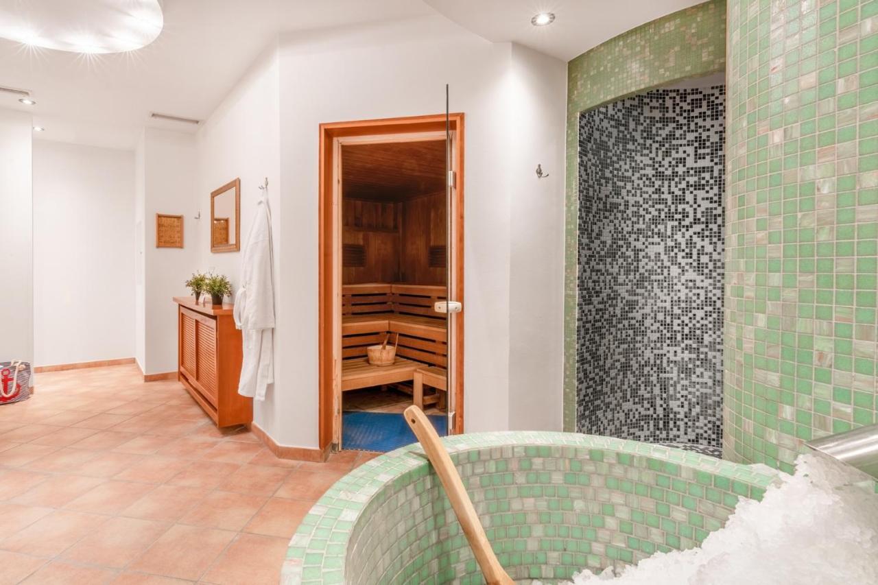 Ferienwohnung Yachtclub تيميندورفير ستراند المظهر الخارجي الصورة