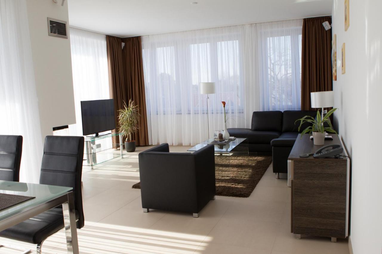 Ferienwohnung Yachtclub تيميندورفير ستراند المظهر الخارجي الصورة